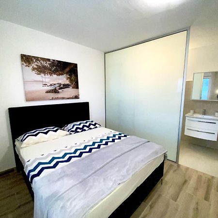 Villa Kutija Sveti Filip i Jakov Ngoại thất bức ảnh