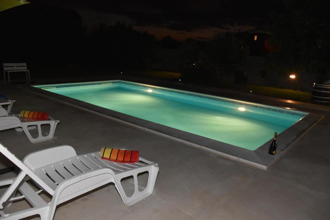 Villa Kutija Sveti Filip i Jakov Ngoại thất bức ảnh