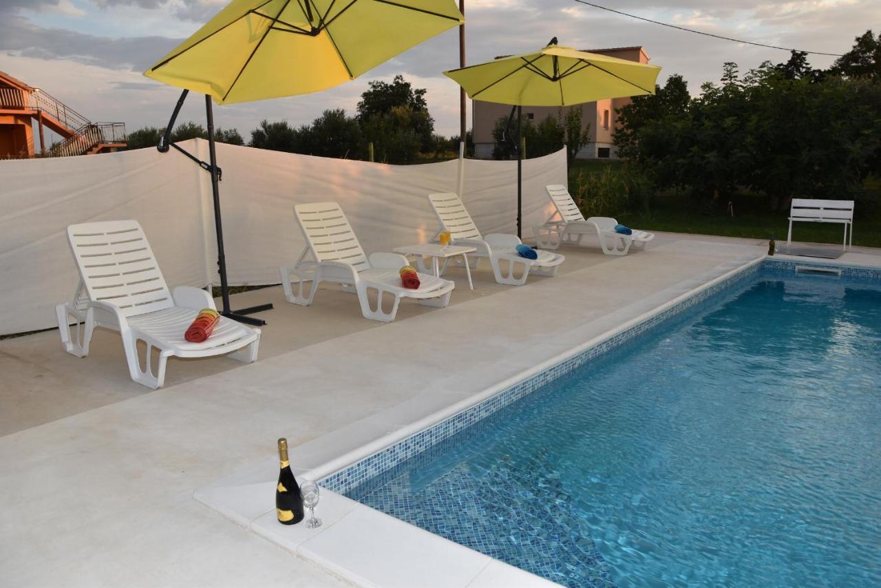 Villa Kutija Sveti Filip i Jakov Ngoại thất bức ảnh